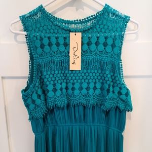 NWT Darling Brand Size Large Pleated Boho Teal Maxi Dress